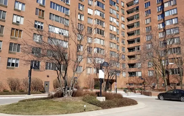 $2,150 | 801 South Plymouth Court, Unit 805, Chicago, IL 60605