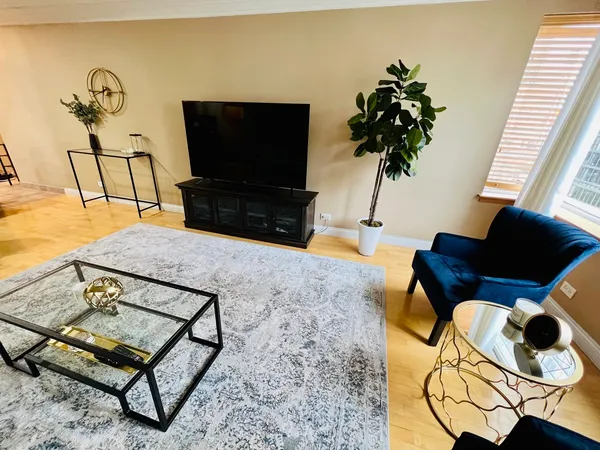 $2,150 | 801 South Plymouth Court, Unit 805, Chicago, IL 60605