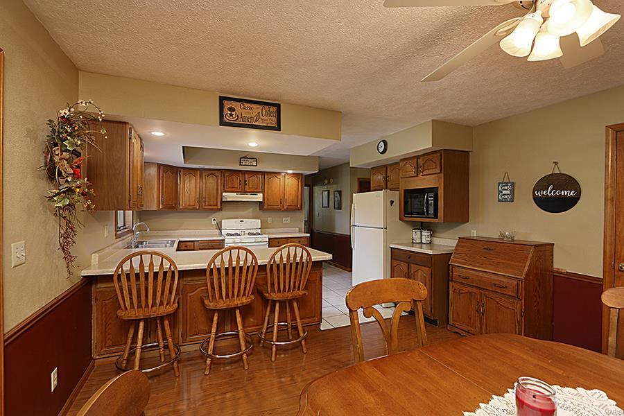 7429 Munich Road Bartelso, IL 62218 - Photo 11 of 52