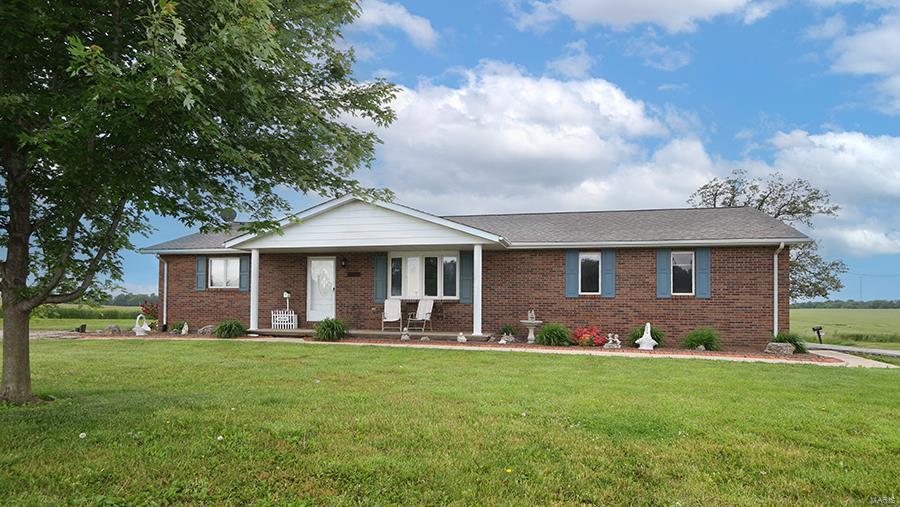 7429 Munich Road Bartelso, IL 62218 - Photo 2 of 52