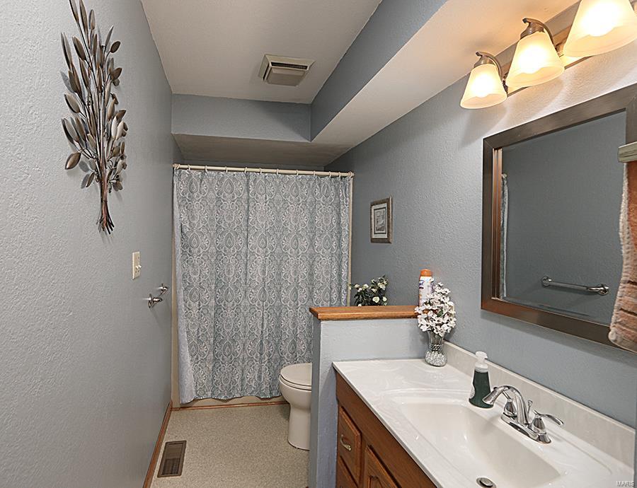 7429 Munich Road Bartelso, IL 62218 - Photo 29 of 52