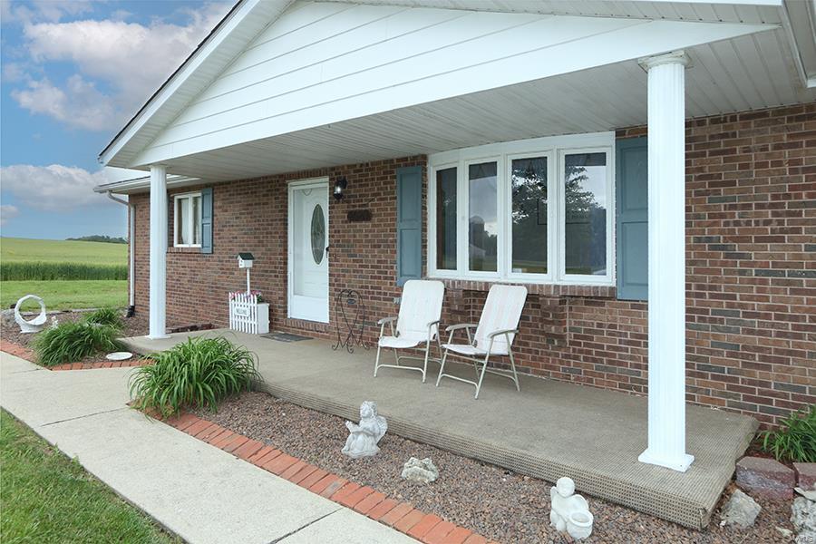 7429 Munich Road Bartelso, IL 62218 - Photo 5 of 52