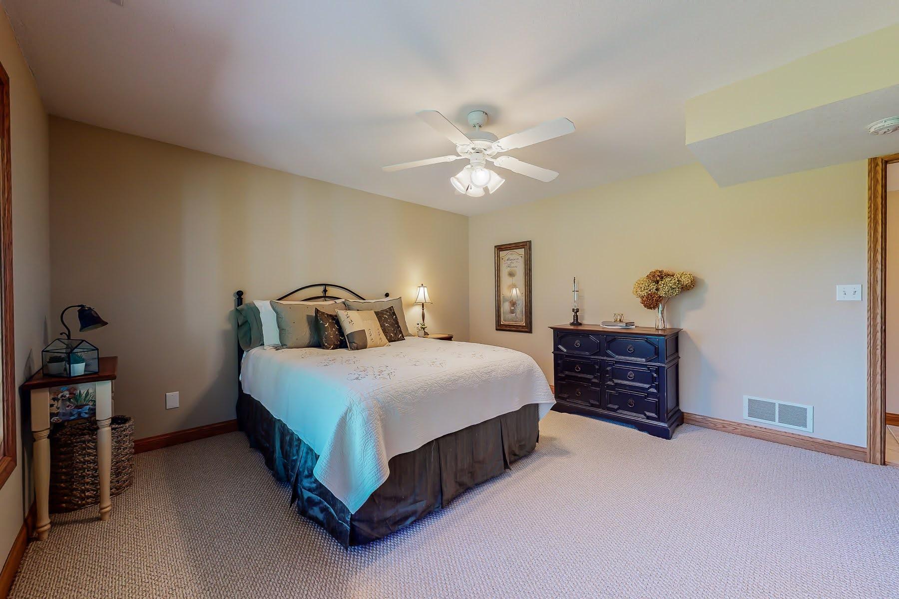 5220 Palmer Lane Northwest Rochester, MN 55901 - Photo 38 of 54 Gallery Image 38