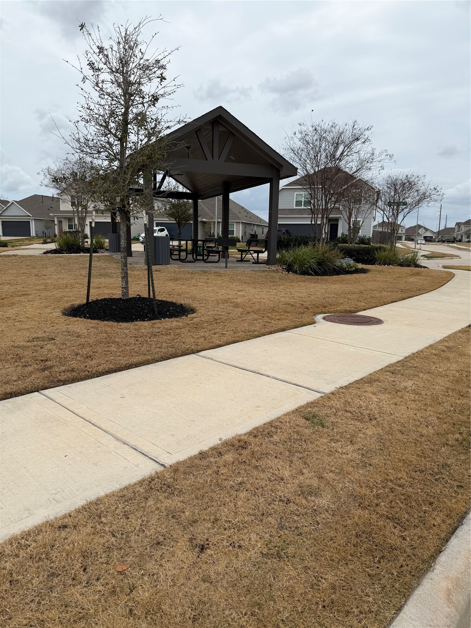 5227 James Michael Drive Rosharon, TX 77583 - Photo 4 of 9