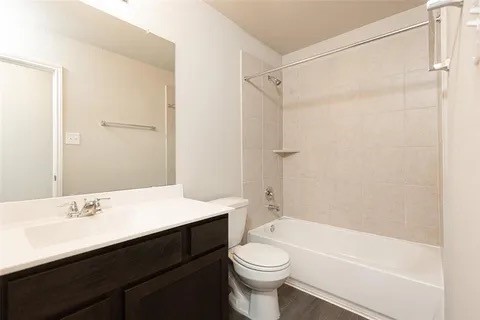 5227 James Michael Drive Rosharon, TX 77583 - Photo 7 of 9