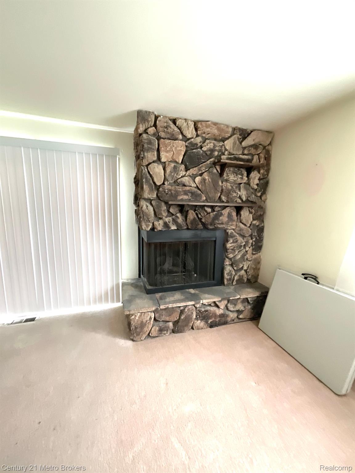 1407 Williamsburg Road Flint, MI 48507 - Photo 19 of 29