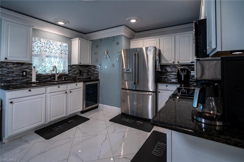 4636 25th Avenue Southwest Naples, FL 34116 - Photo 12 of 34