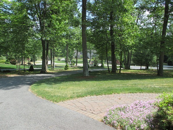 56 Brian Road Lancaster, MA 01523 - Photo 4 of 30 Gallery Image 4