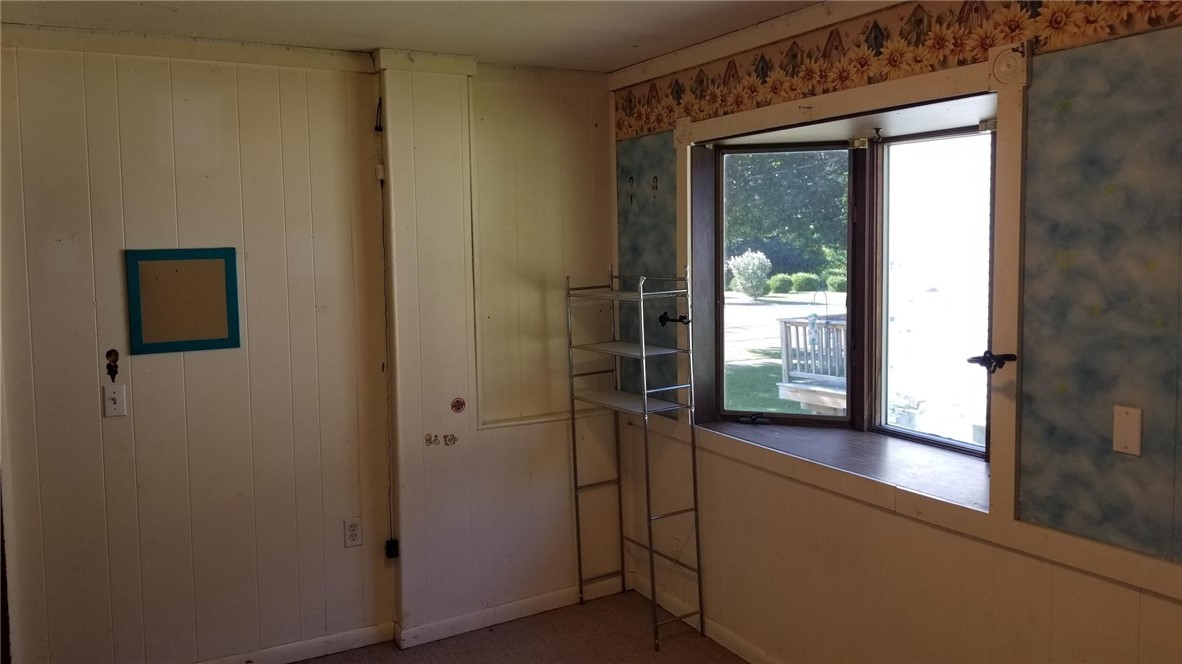 259 Spring Street Caledonia, NY 14423 - Photo 14 of 47