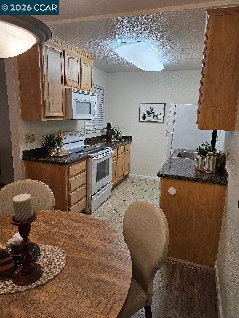 1505 Kirker Pass Road, Unit 102 Concord, CA 94521 - Photo 7 of 13 Gallery Image 7