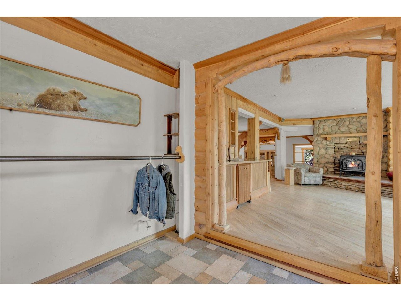 909 County Road Boulder, CO 80302 - Photo 4 of 45 Entryway