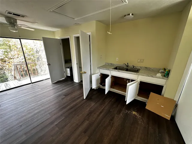 $350,000 | 130 Caldwell Street, Baytown, TX 77520