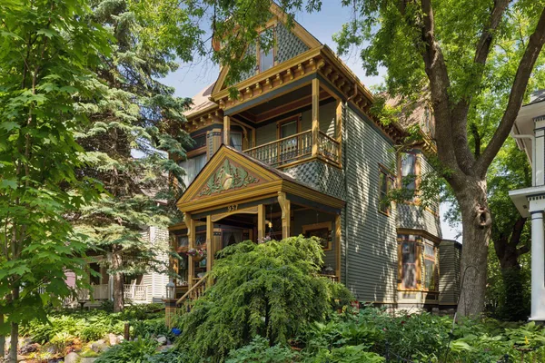$750,000 | 957 Ashland Avenue, St. Paul, MN 55104