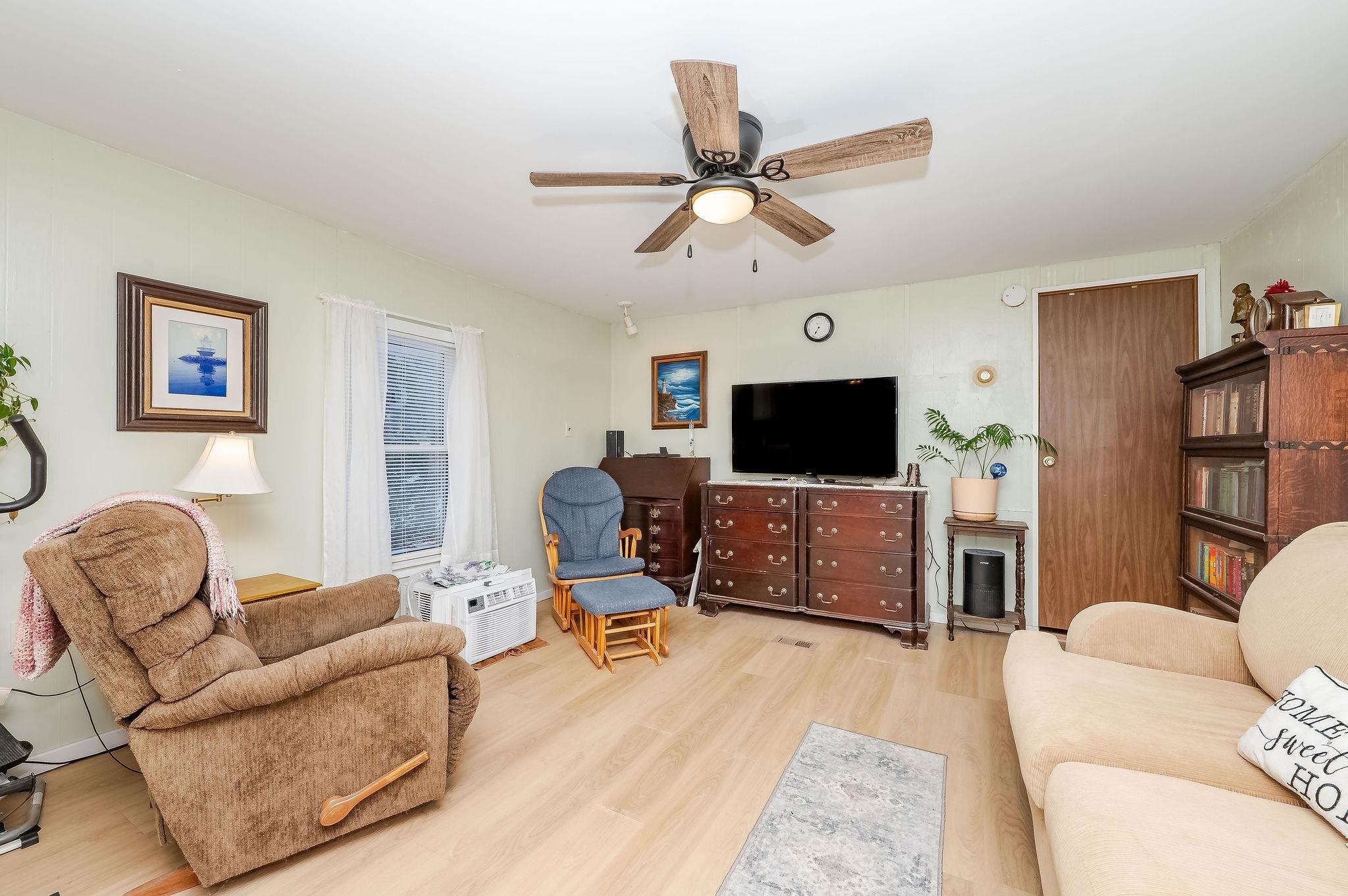 42 Trade Wind Lane Rochester, NH 03867 - Photo 9 of 32