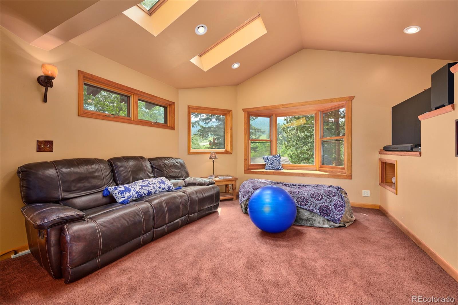 11740 Ranch Elsie Road Golden, CO 80403 - Photo 21 of 37