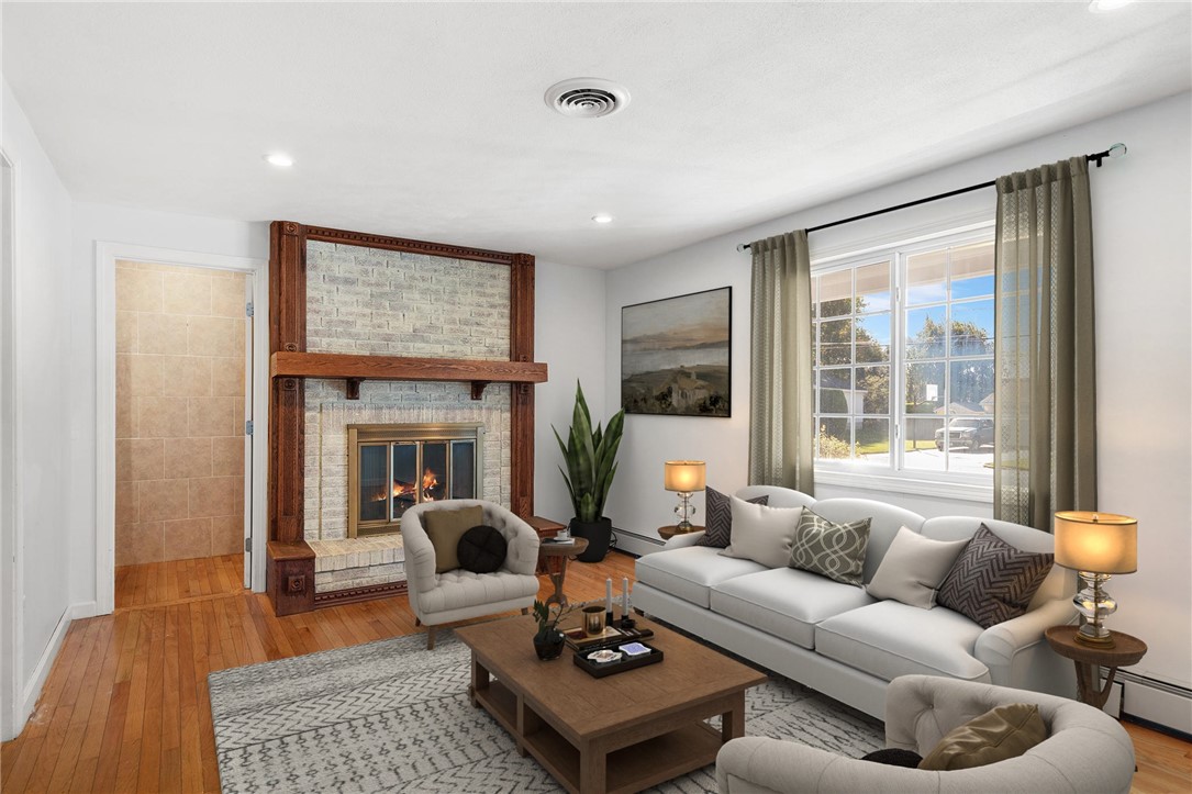 31 Conifer Drive North Providence, RI 02904 - Photo 13 of 28