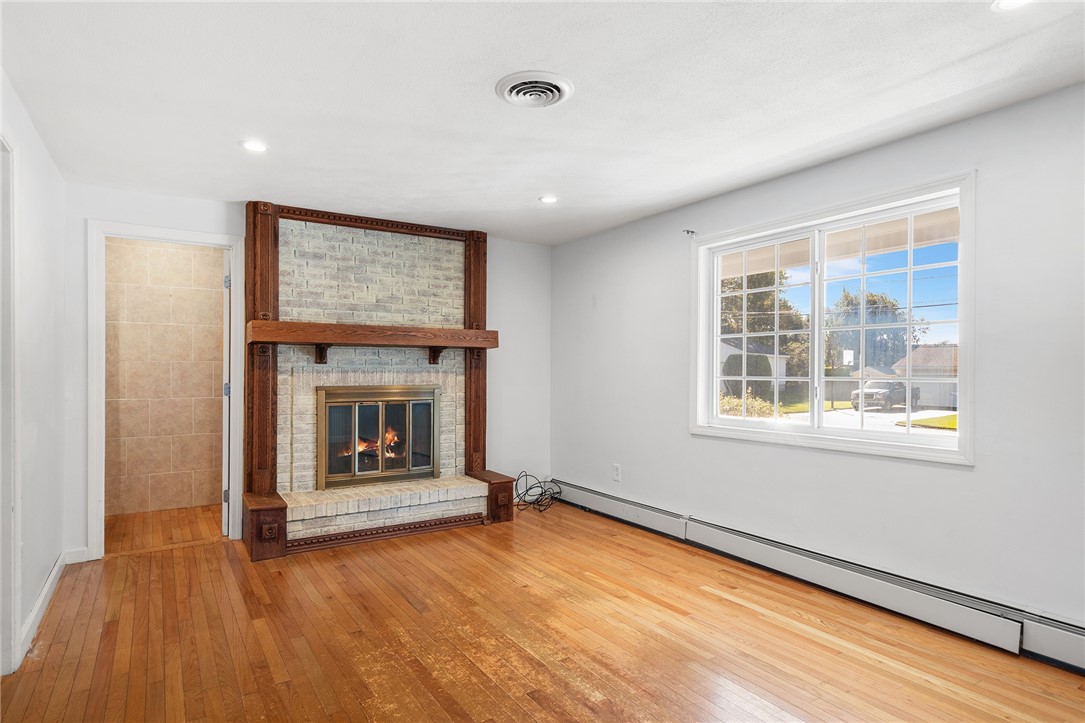 31 Conifer Drive North Providence, RI 02904 - Photo 14 of 28