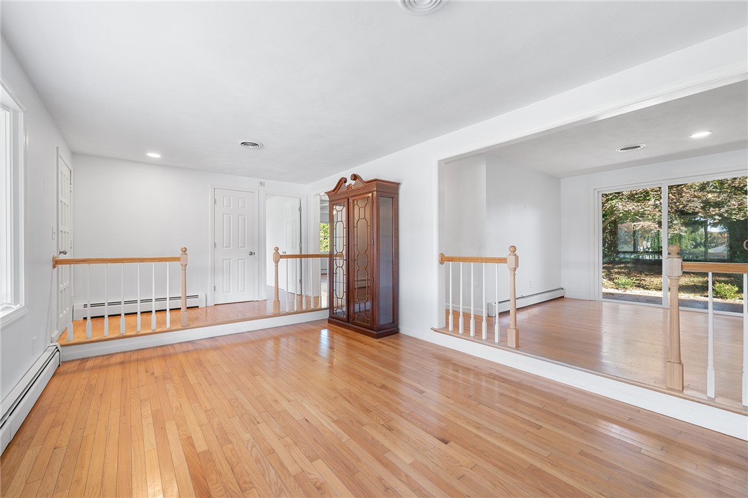 31 Conifer Drive North Providence, RI 02904 - Photo 6 of 28