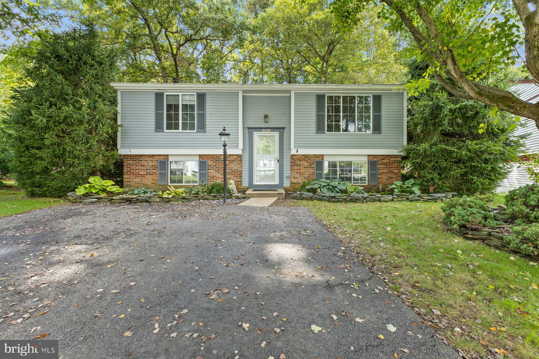 8508 Rippled Creek Court Springfield, VA 22153 - Photo 3 of 41 Gallery Image 3
