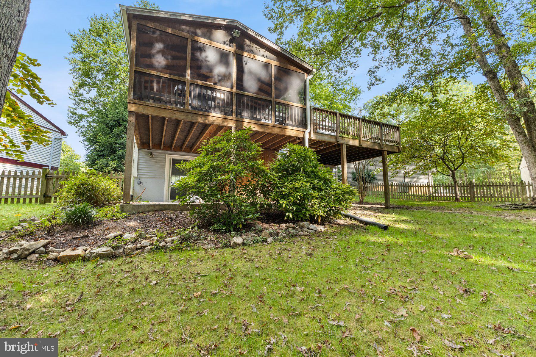 8508 Rippled Creek Court Springfield, VA 22153 - Photo 5 of 41 Gallery Image 5