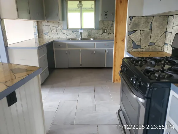 $124,900 | 825 North River Street, Evart, MI 49631