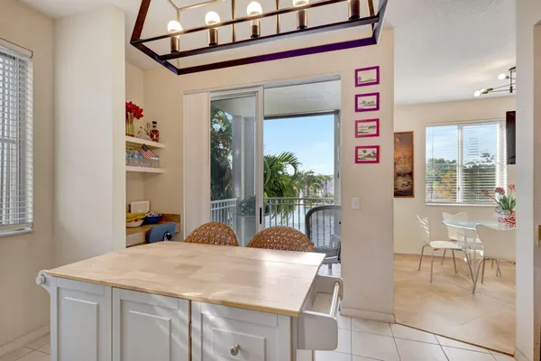 $3,500 | 11023 Legacy Lane, Unit 204, Palm Beach Gardens, FL 33410