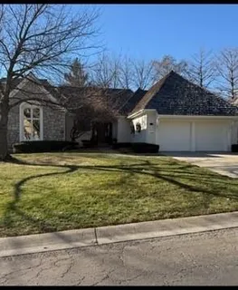 $1,250,000 | 76 Le Mans Court, Prairie Village, KS 66208