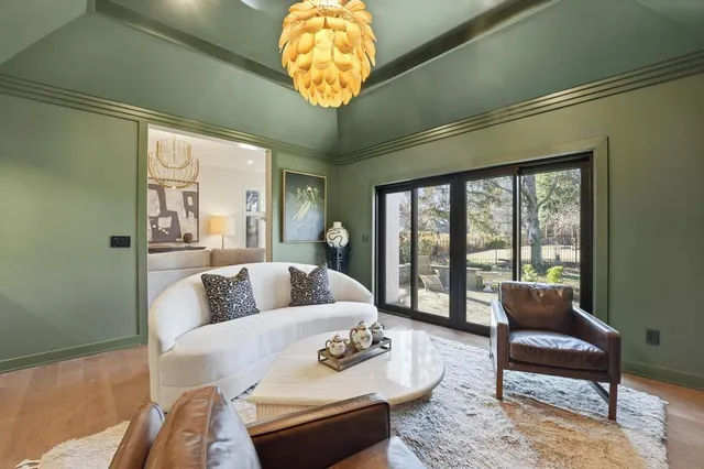 $1,250,000 | 76 Le Mans Court, Prairie Village, KS 66208