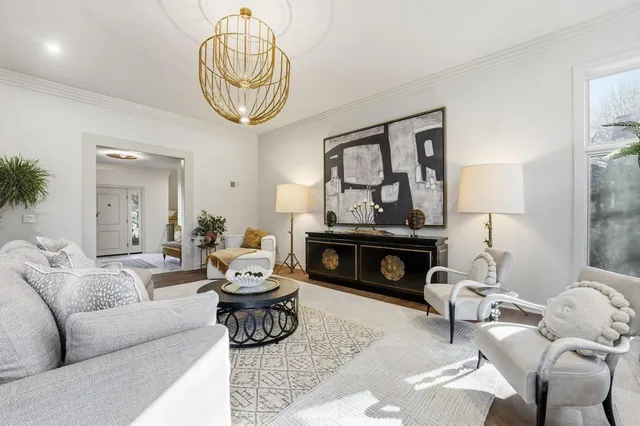 $1,250,000 | 76 Le Mans Court, Prairie Village, KS 66208