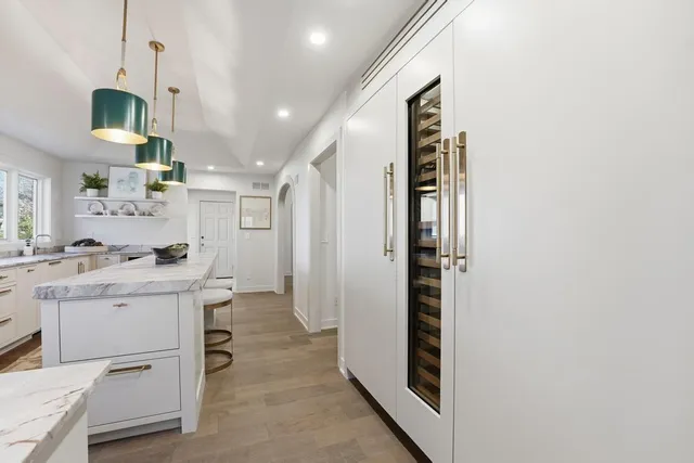 $1,250,000 | 76 Le Mans Court, Prairie Village, KS 66208