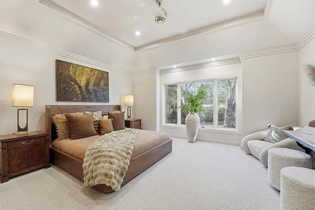 $1,250,000 | 76 Le Mans Court, Prairie Village, KS 66208