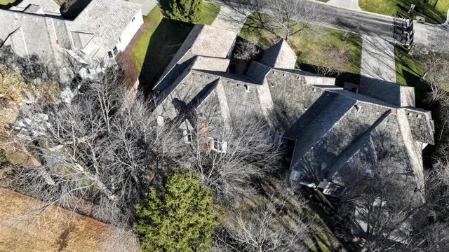 $1,250,000 | 76 Le Mans Court, Prairie Village, KS 66208