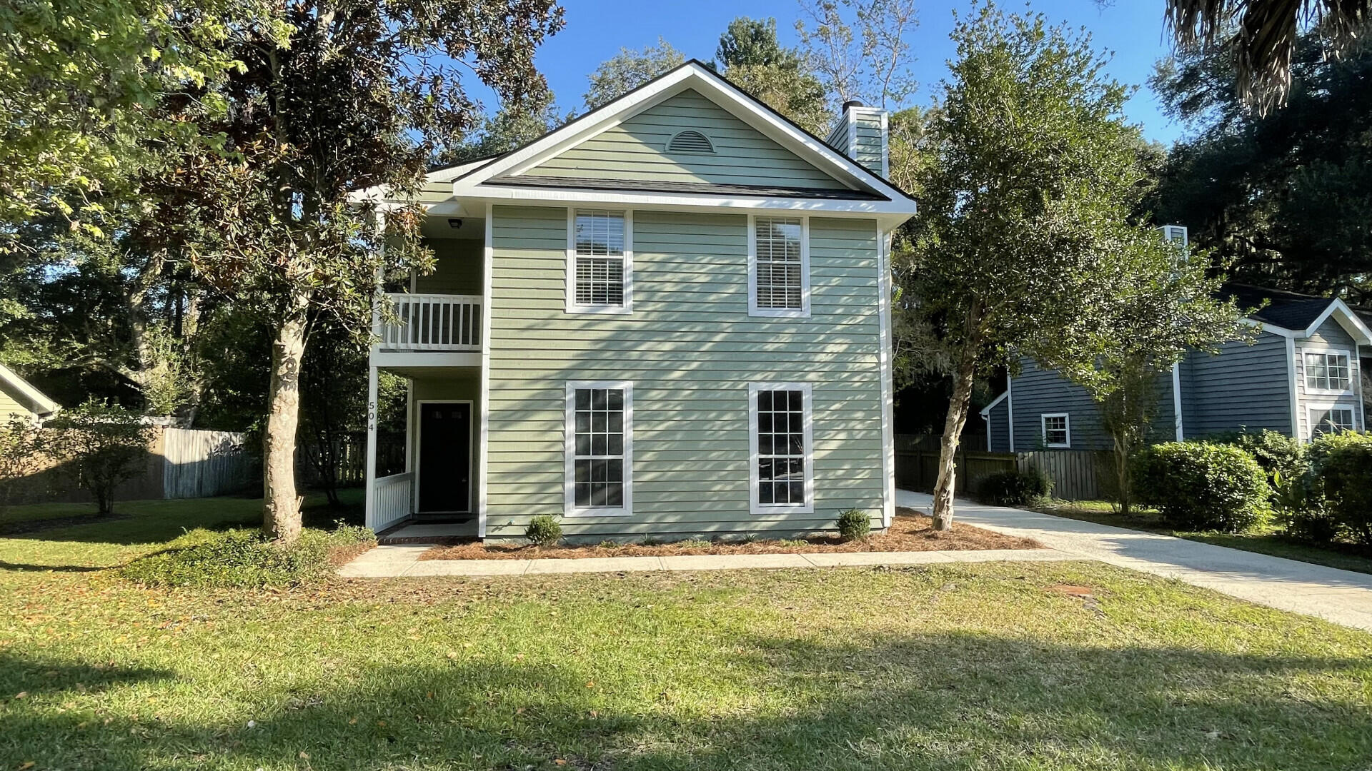 504 Castle Hall Road Mount Pleasant, SC 29464 - Photo 1 of 22 504CastleHallRd_18218_1