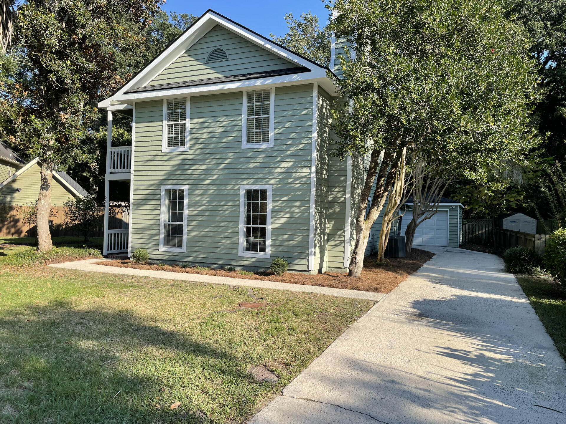 504 Castle Hall Road Mount Pleasant, SC 29464 - Photo 2 of 22 504CastleHallRd_18218_2