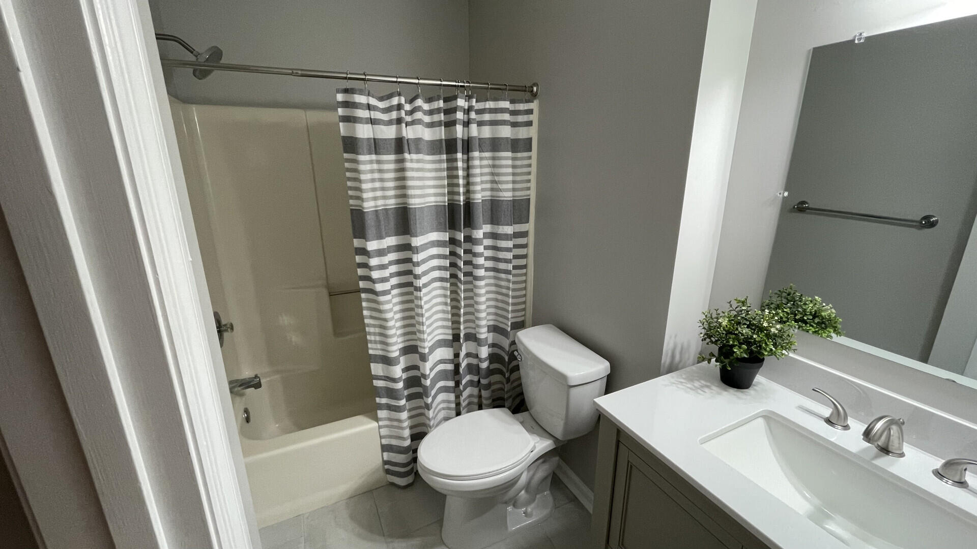 504 Castle Hall Road Mount Pleasant, SC 29464 - Photo 14 of 22 504CastleHallRd_18218_14