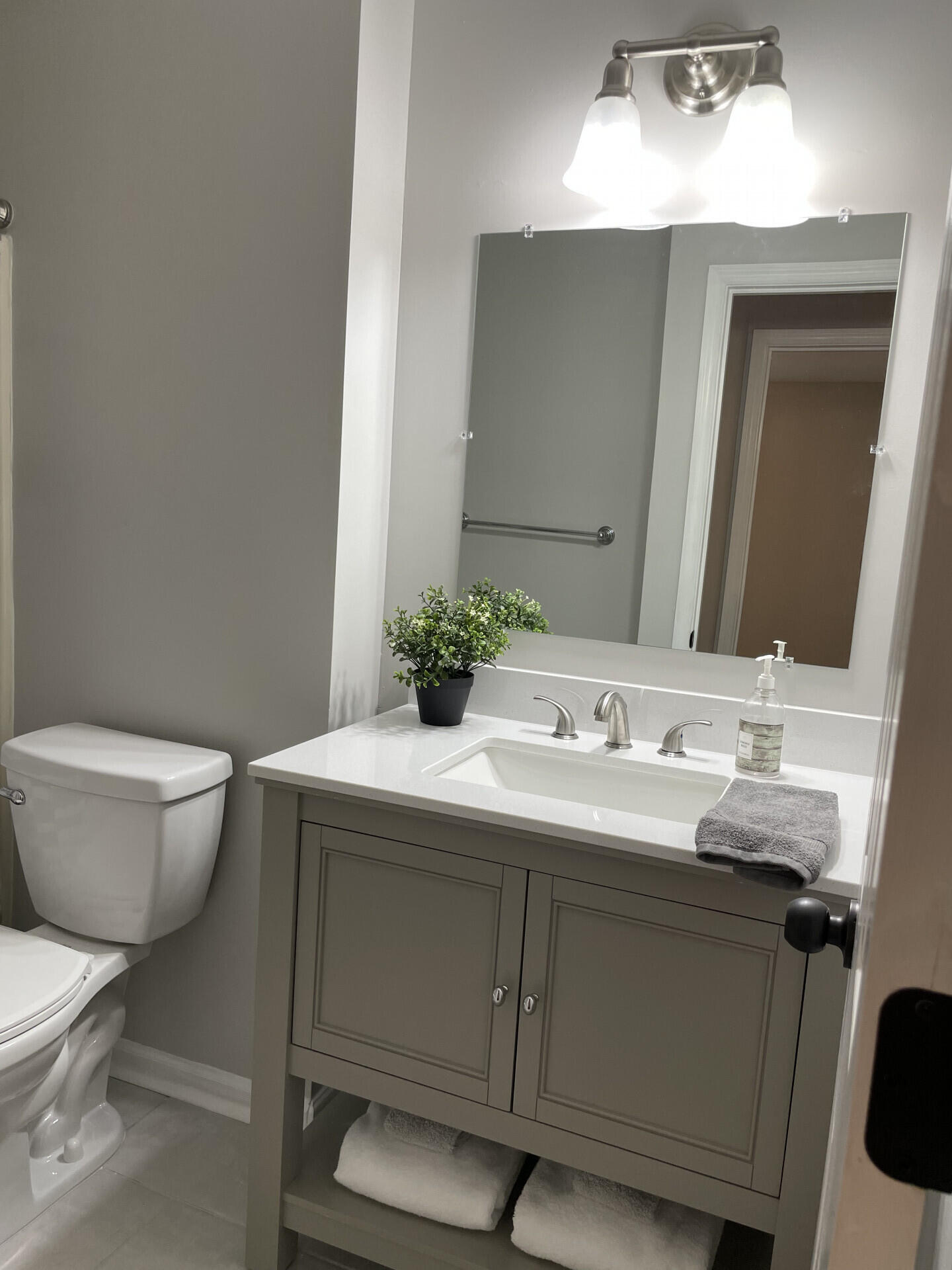 504 Castle Hall Road Mount Pleasant, SC 29464 - Photo 18 of 22 504CastleHallRd_18218_21