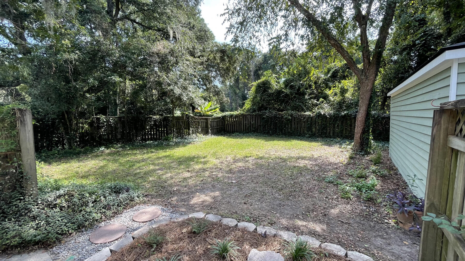504 Castle Hall Road Mount Pleasant, SC 29464 - Photo 19 of 22 504CastleHallRd_18218_24