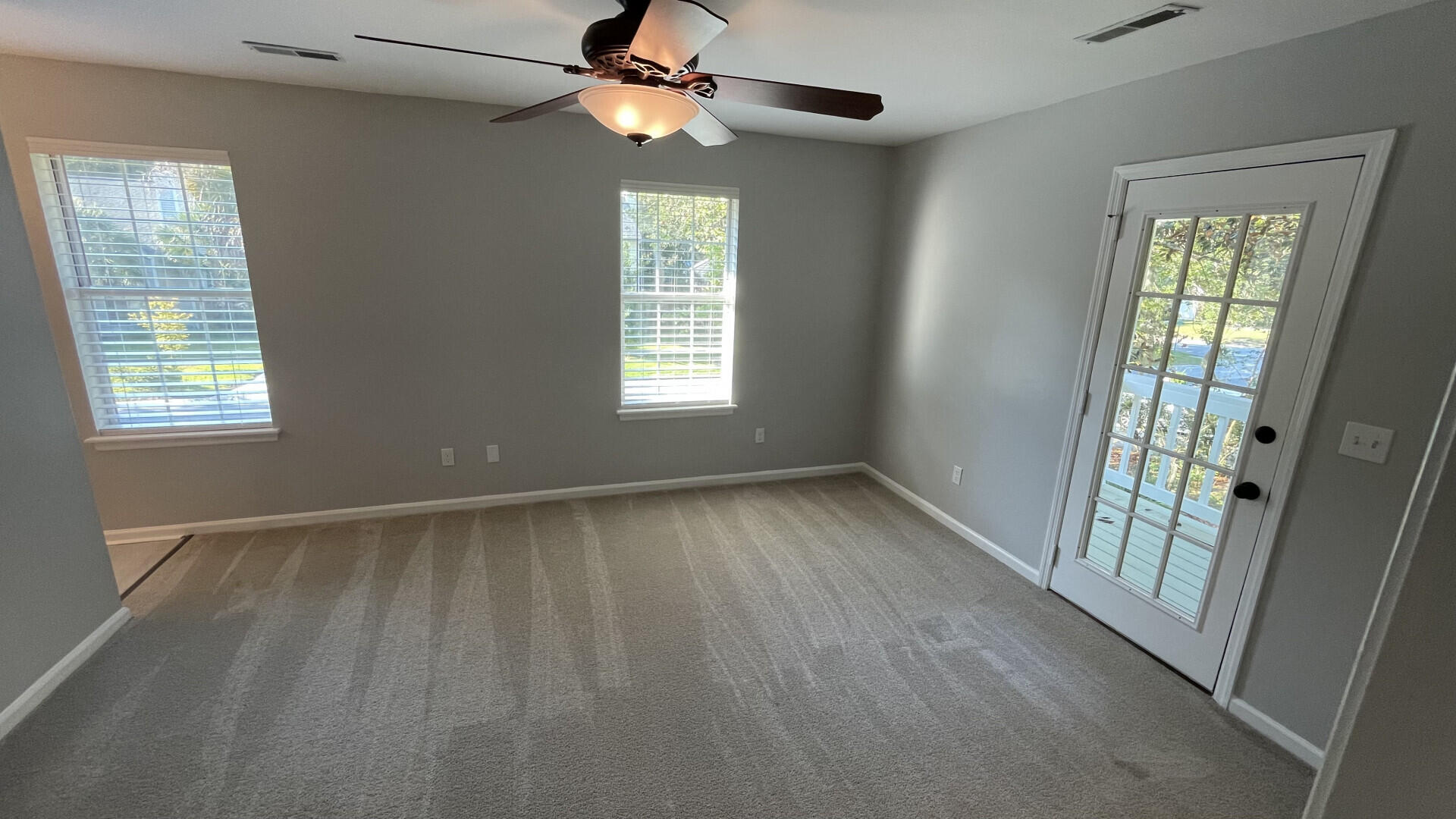 504 Castle Hall Road Mount Pleasant, SC 29464 - Photo 10 of 22 504CastleHallRd_18218_10
