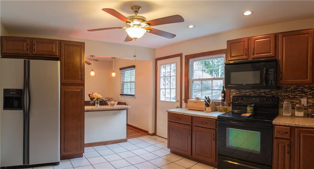 114 E Road Pittsburgh, PA 15209 - Photo 13 of 21