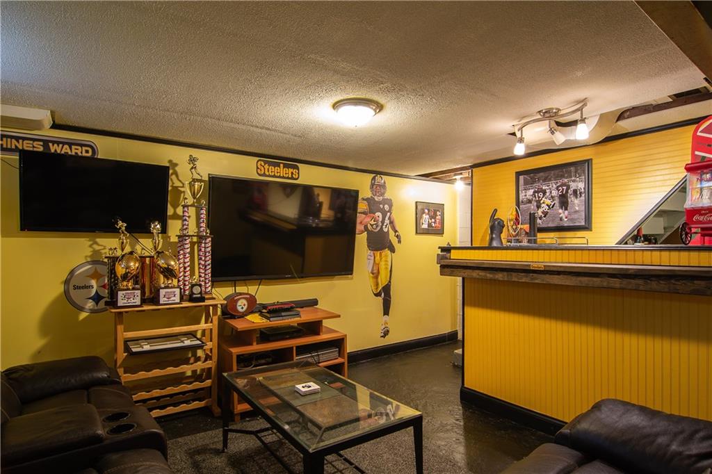 114 E Road Pittsburgh, PA 15209 - Photo 21 of 21