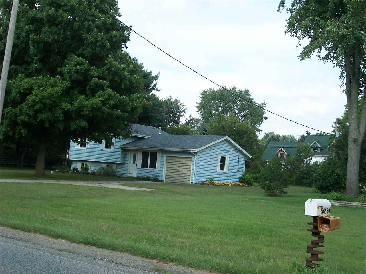 54630 Bittersweet Road Mishawaka, IN 46545 - Photo 5 of 29 Gallery Image 5