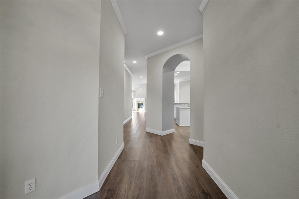 3585 Navarro Way Frisco, TX 75034 - Photo 10 of 18 View of the foyer from the front door.