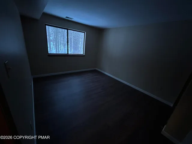 $1,750 | 155 Stream Court, Bushkill, PA 18324