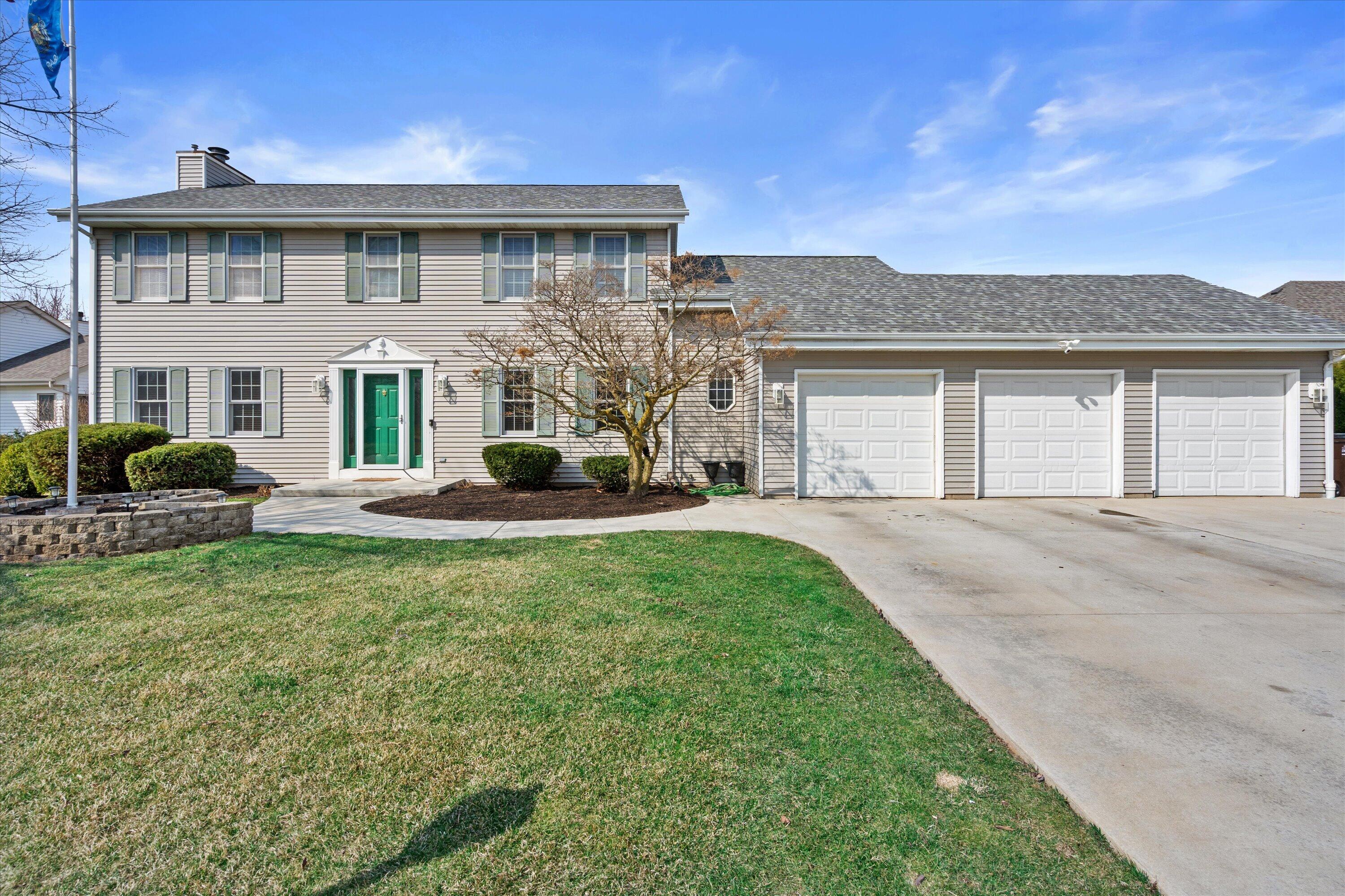 504 Fairview Circle Waterford, WI 53185 - Photo 1 of 49 01-DSC06372