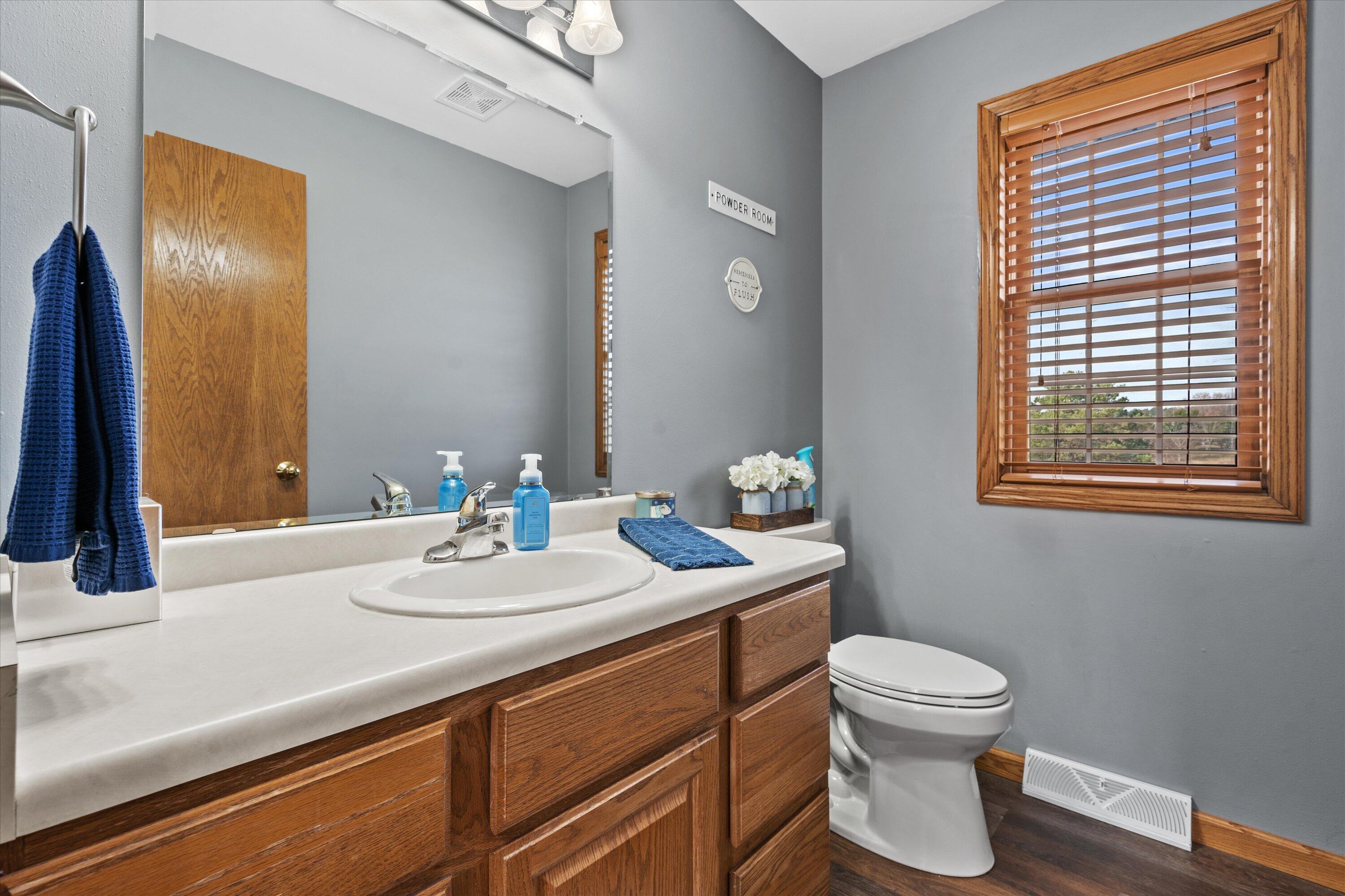 504 Fairview Circle Waterford, WI 53185 - Photo 17 of 49 25-DSC06237