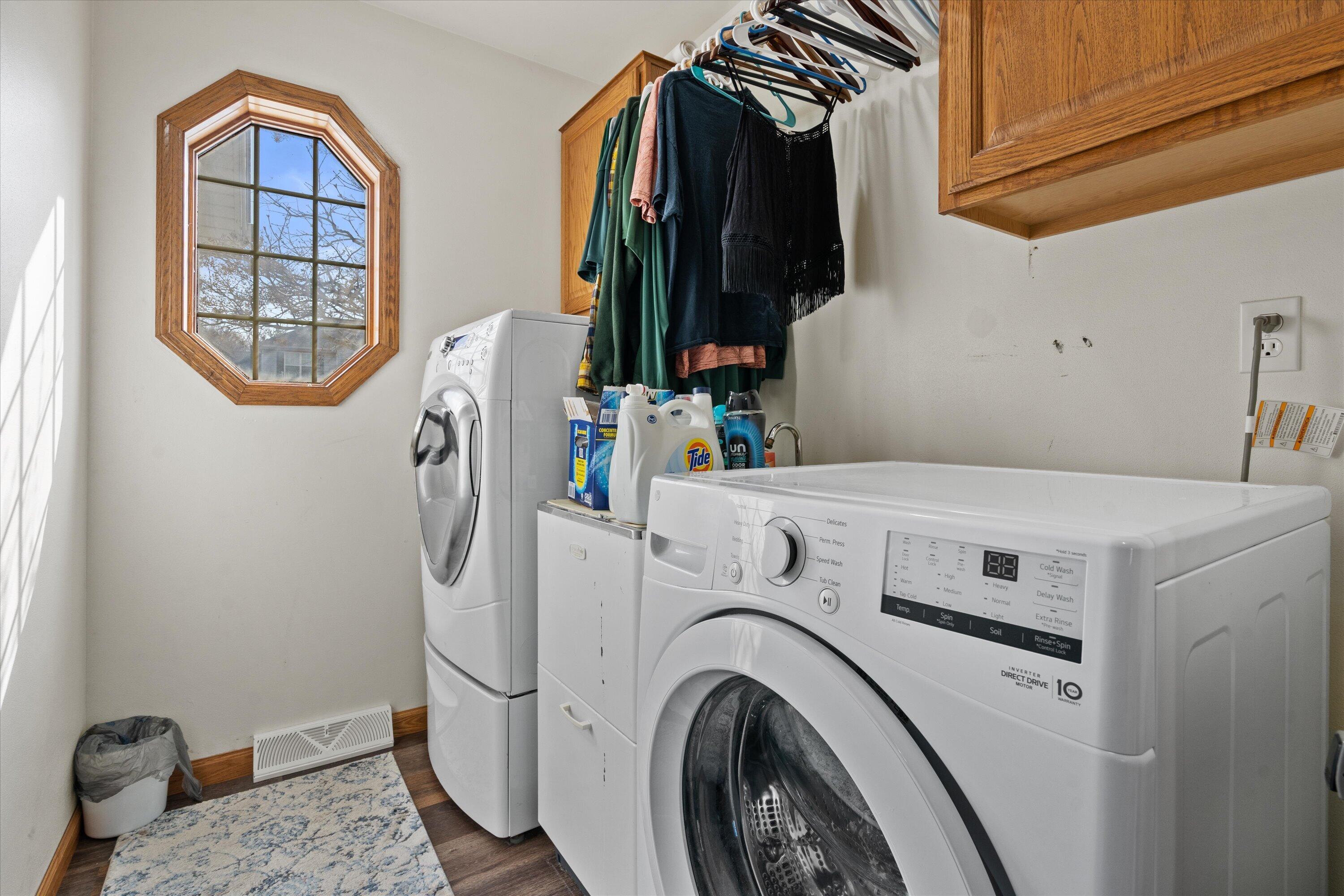 504 Fairview Circle Waterford, WI 53185 - Photo 22 of 49 Main floor laundry