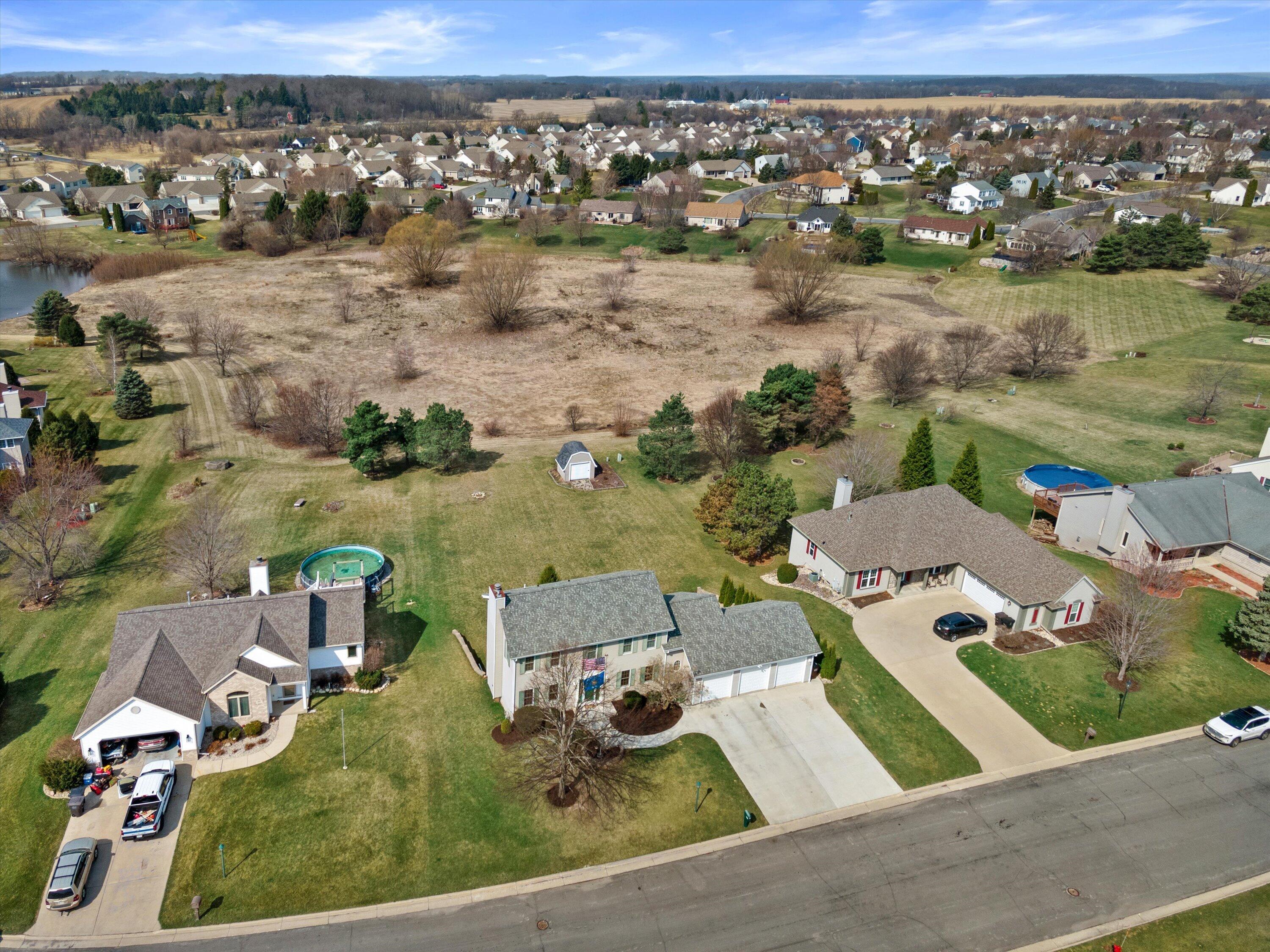 504 Fairview Circle Waterford, WI 53185 - Photo 32 of 49 05-DJI_0606