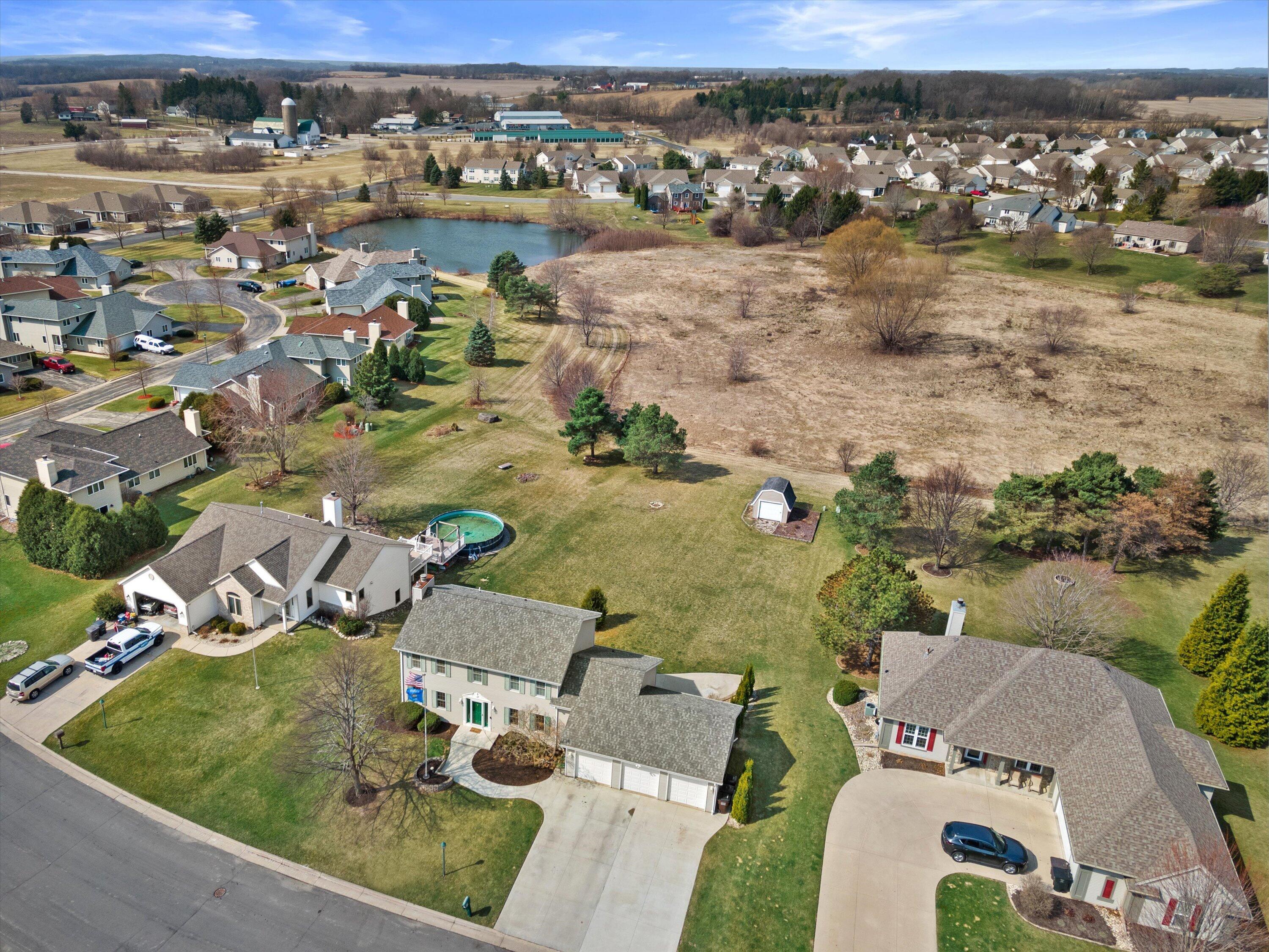 504 Fairview Circle Waterford, WI 53185 - Photo 37 of 49 04-DJI_0605