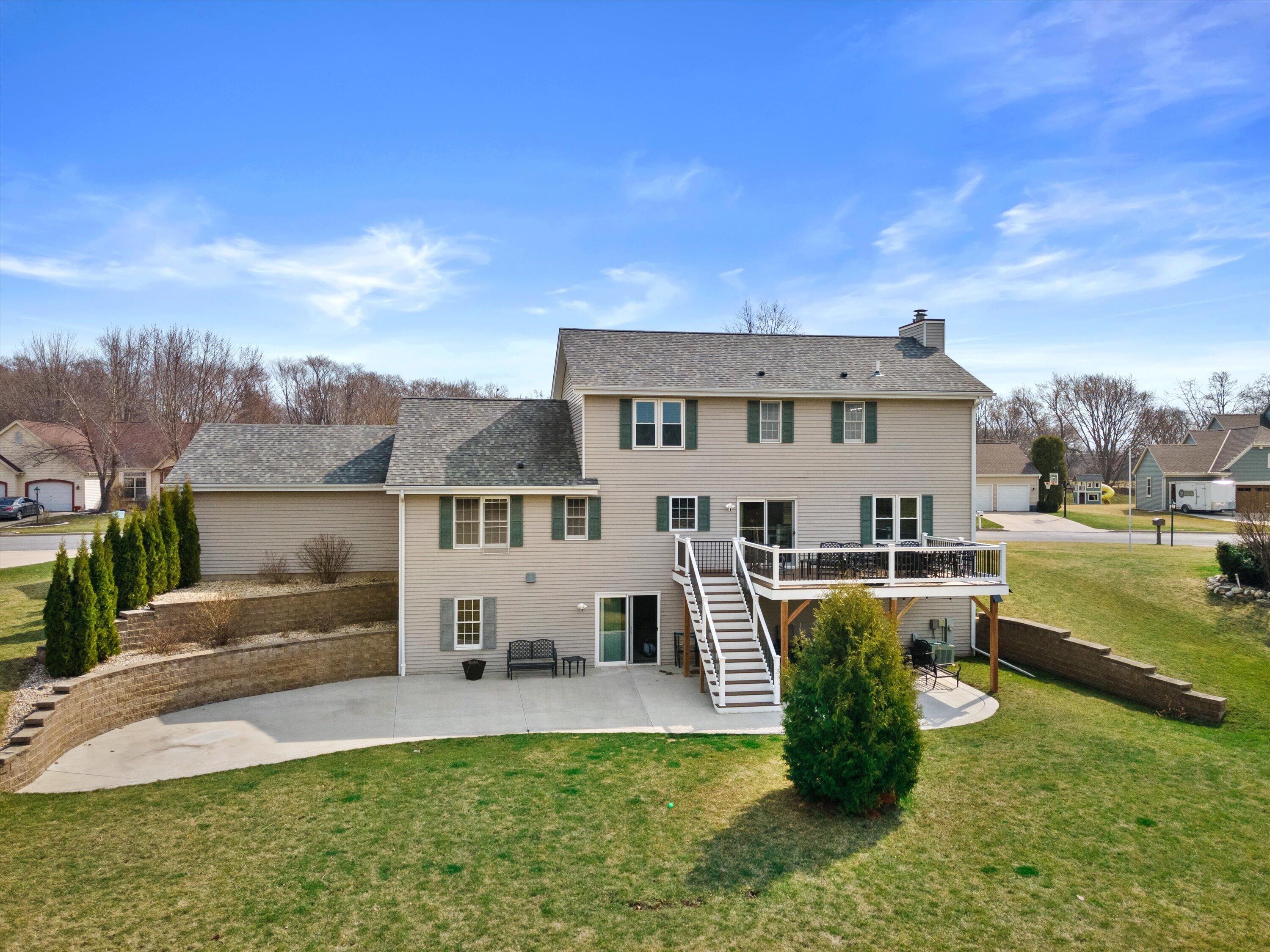 504 Fairview Circle Waterford, WI 53185 - Photo 44 of 49 12-DJI_0638