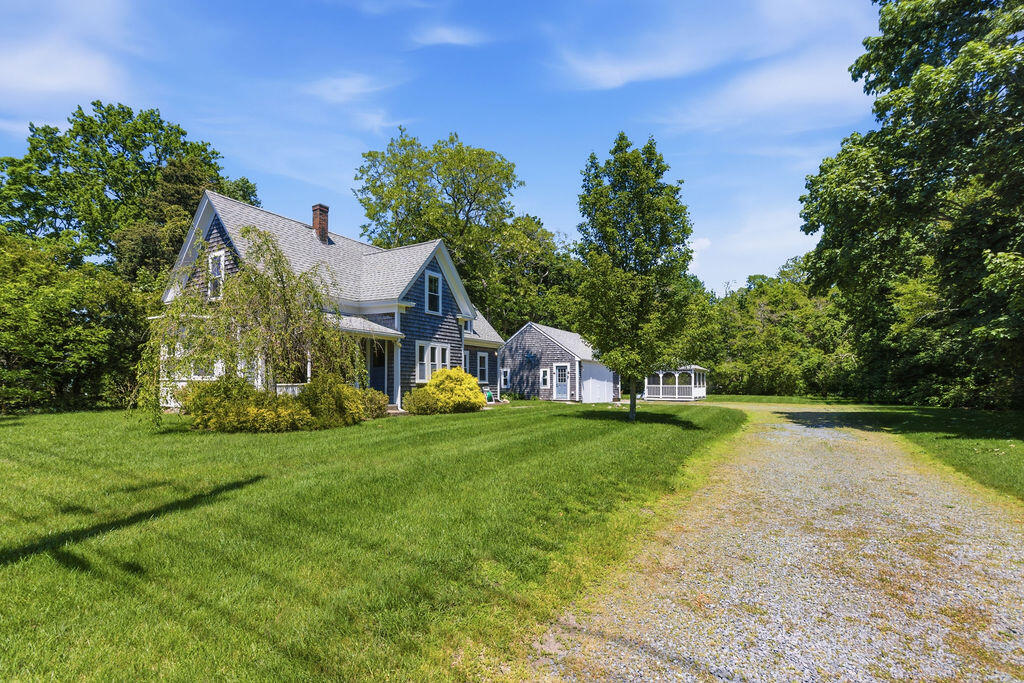 18 Nobscussett Road Dennis, MA 02638 - Photo 1 of 33 18NobscussettRd-01